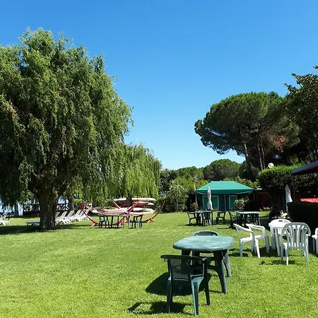 Campeggio Villaggio Parco Dei Pini